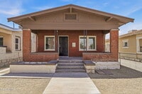 Building Photo - 3814 Hueco Ave