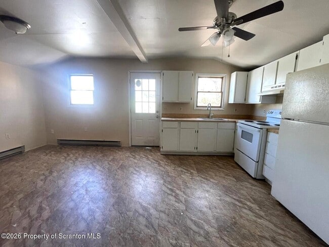 Building Photo - 780 Hazle St