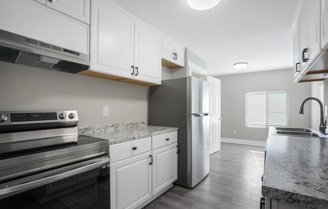 Building Photo - 2190 Kircher Ct