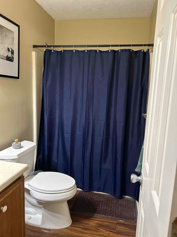 Building Photo - 14 The Cors