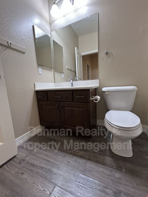 Building Photo - 4843 S Brice