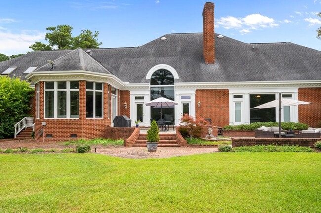 Building Photo - 450 Cox Rd