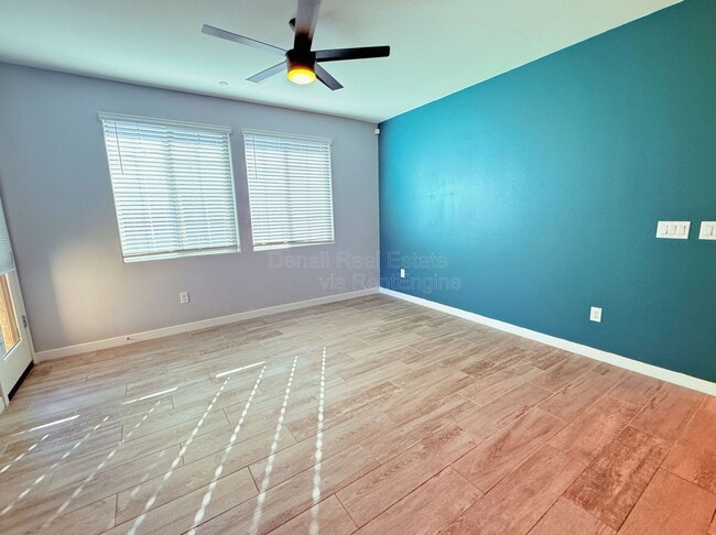 Building Photo - 4100 S Pinelake Way