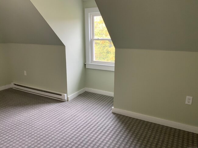 Building Photo - 23 Williams St