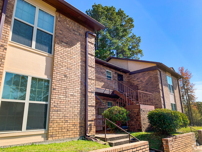 Building Photo - Charleston Square Apartments