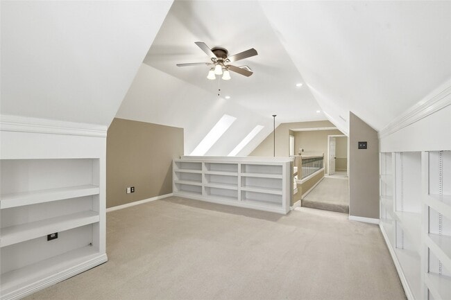 Building Photo - 5518 Australia Ct