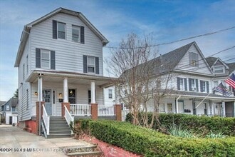 Building Photo - 610 1/2 Fifth Ave