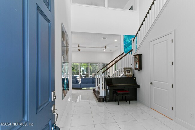 Building Photo - 452 Quail Vista Dr