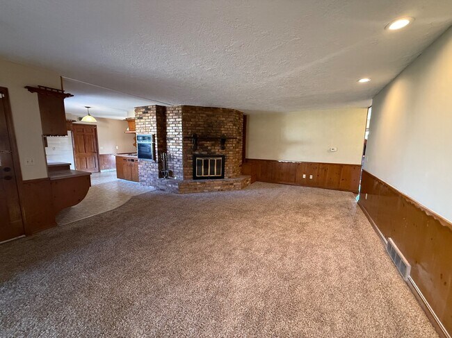 Building Photo - 3601 NW 62nd St