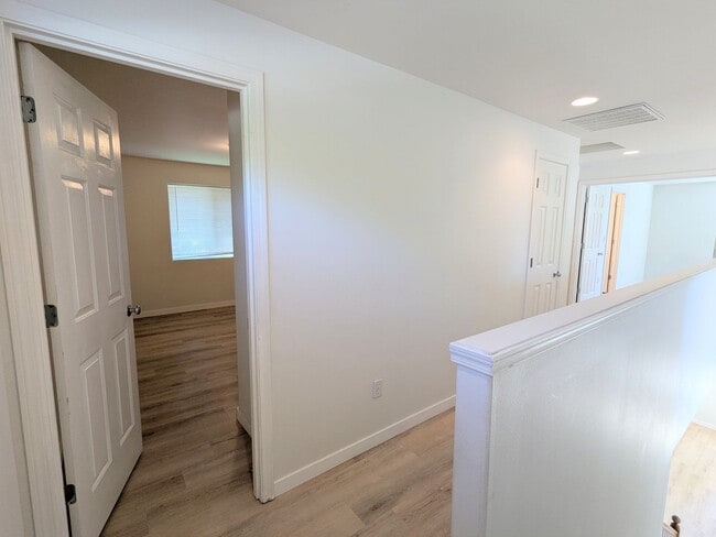 Building Photo - Comfort Meets Convenience in this Dog-Frie...