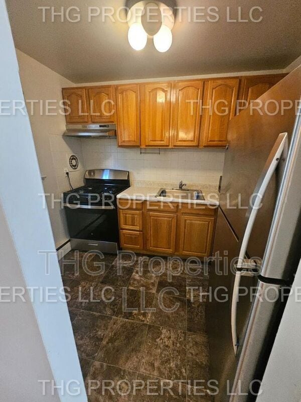 Building Photo - 27-55 Green Street APT# 40A