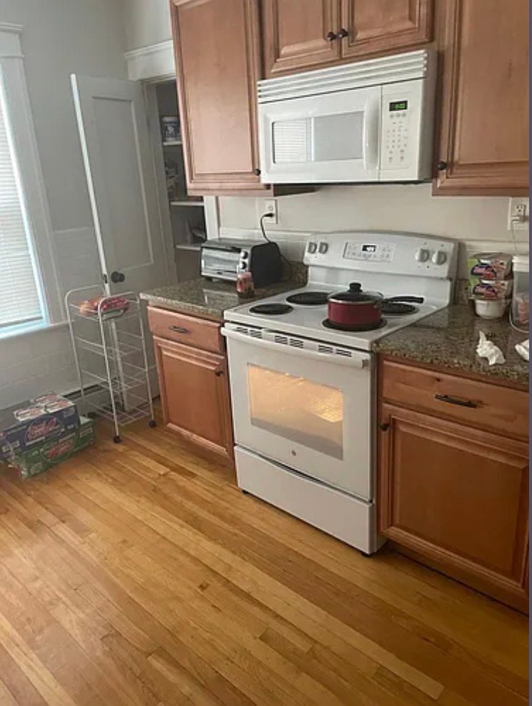 Building Photo - 34 Marble St