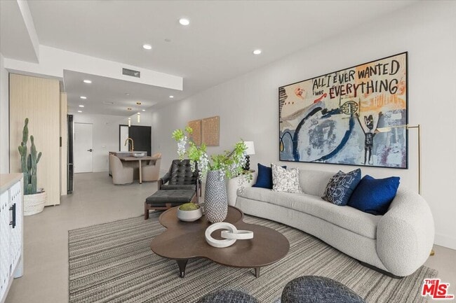 Building Photo - 1257 N Sweetzer Ave