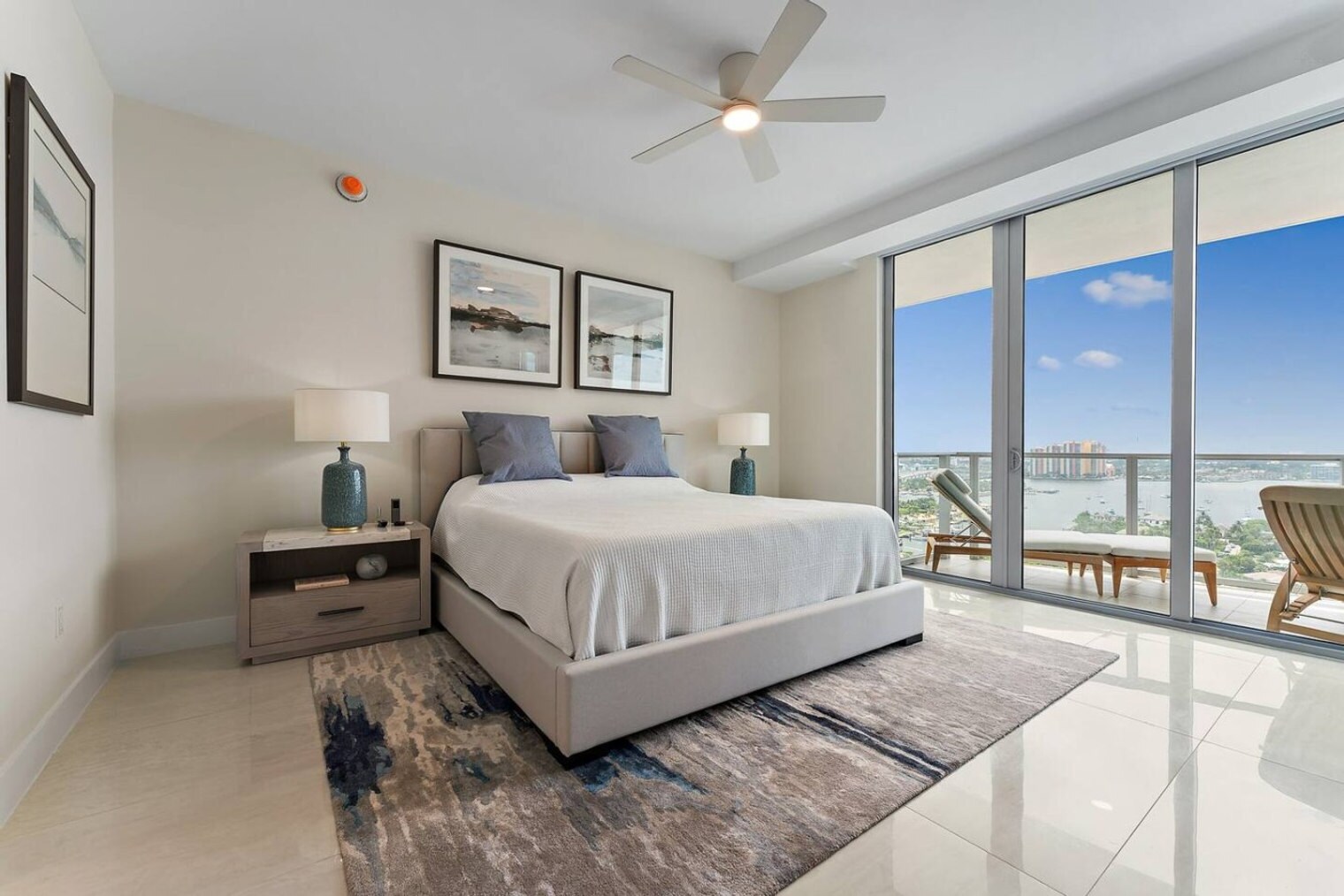 Building Photo - 3100 N Ocean Dr