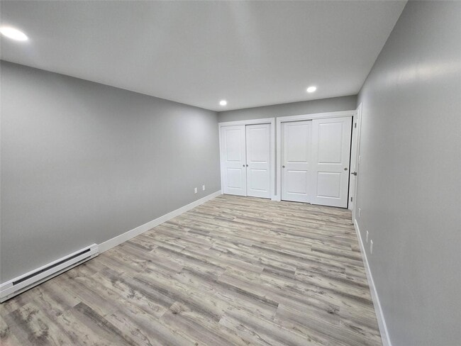 Building Photo - 548 Sierra Vista Ln