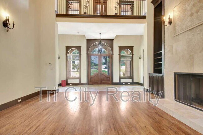 Building Photo - 250 Moss Creek Walk