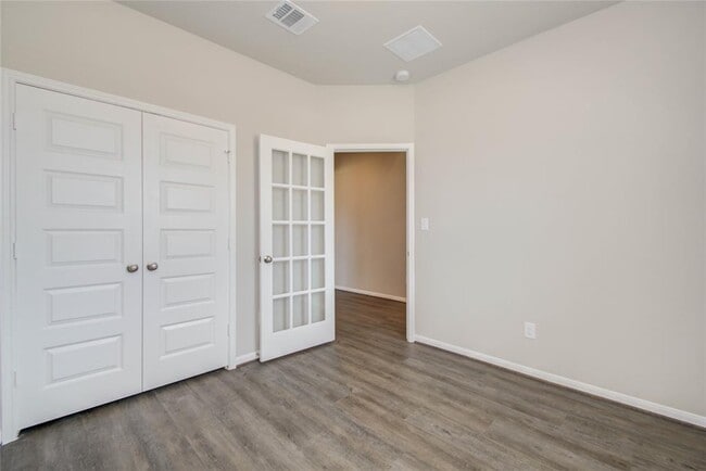 Building Photo - 8411 Baywatch Cir