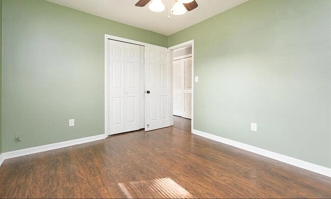 Building Photo - 2705 Redford Dr