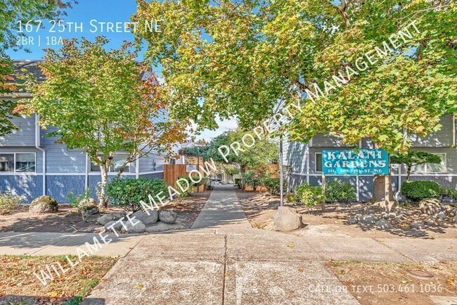 Building Photo - 167 25th St NE