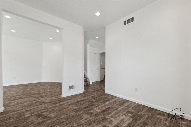 Building Photo - $1,995 - North End 4 Bedroom/ 1.5 bathroom...