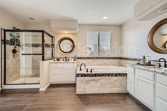 Building Photo - 9805 Cypress Point Cir