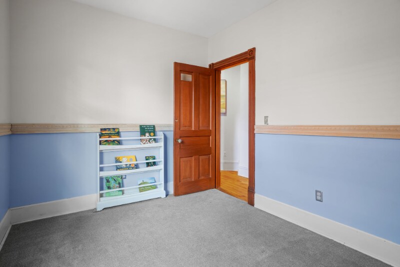 Building Photo - 3344 Girard Ave S