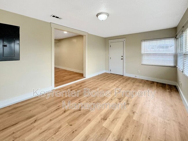 Building Photo - 7867 W Camas St