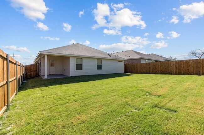 Building Photo - 5808 Piedrosa Ct