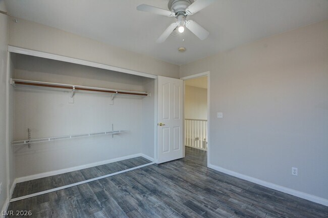 Building Photo - 3733 Horseshoe Mesa St