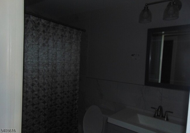 Building Photo - 108 Mill St