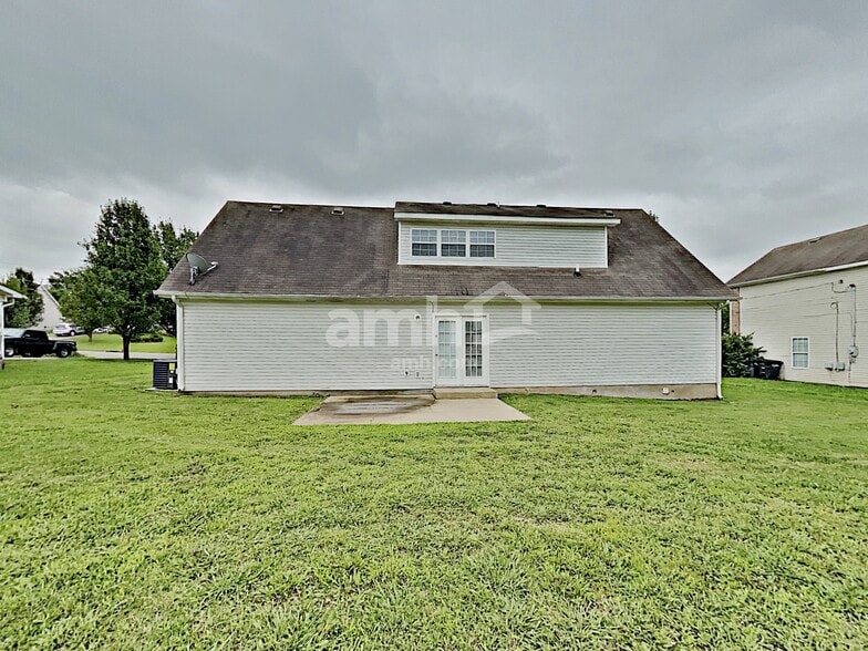 Building Photo - 1124 Benton Mason Dr