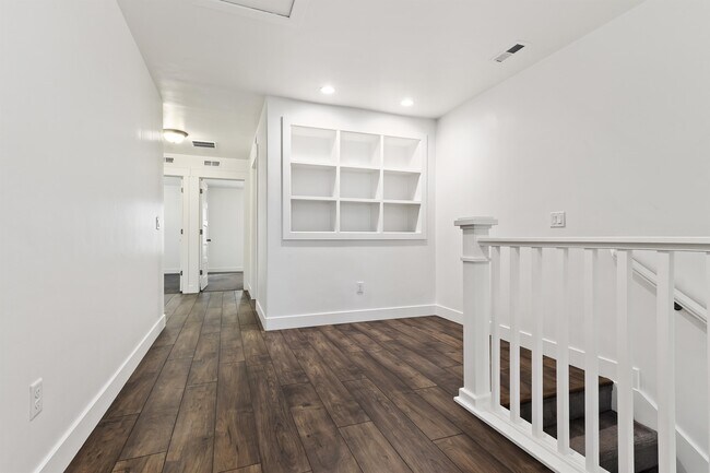 Building Photo - 14806 Queens Garden Ln