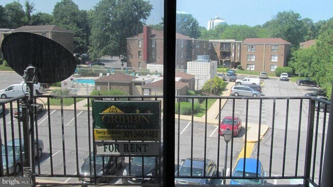 Building Photo - 3200 Spartan Rd