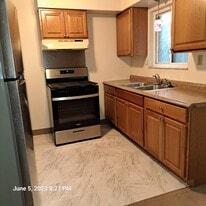 Building Photo - 416 Brierly Ln