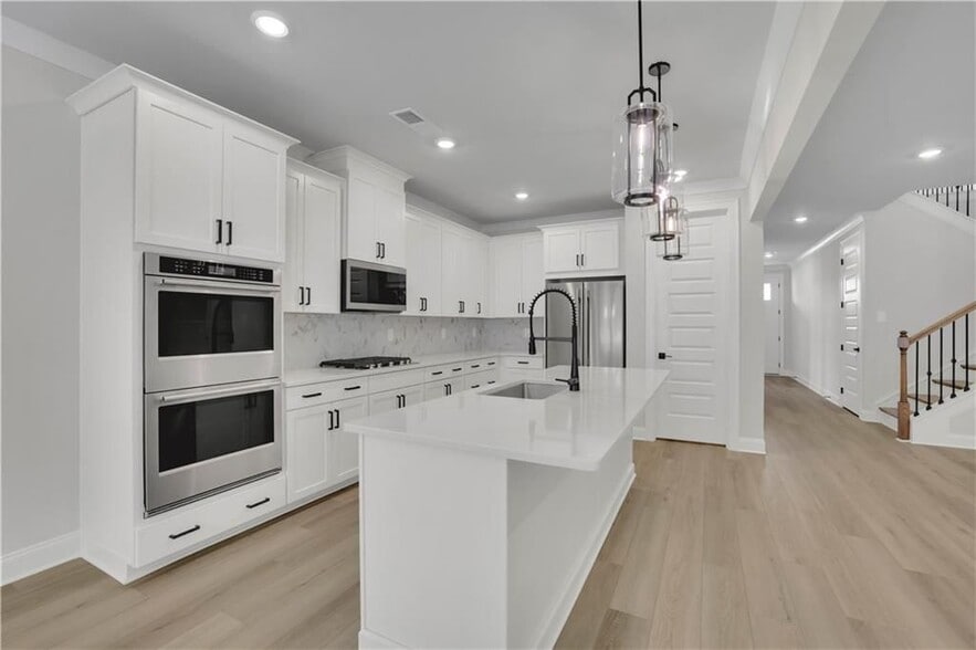 Building Photo - 5907 Cabernet Ln