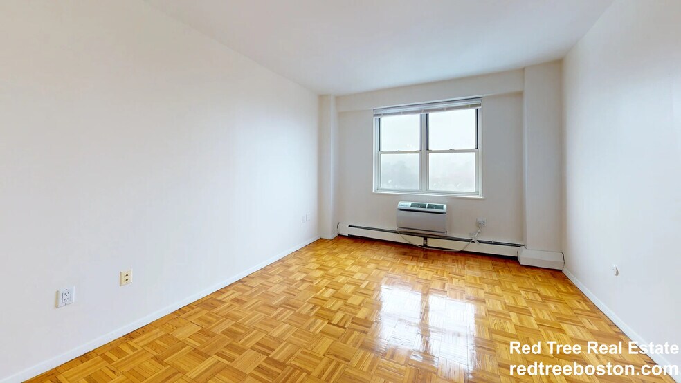 Building Photo - 175 Freeman St