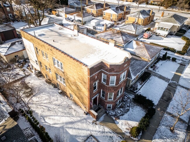 Building Photo - 3927 Kirk St