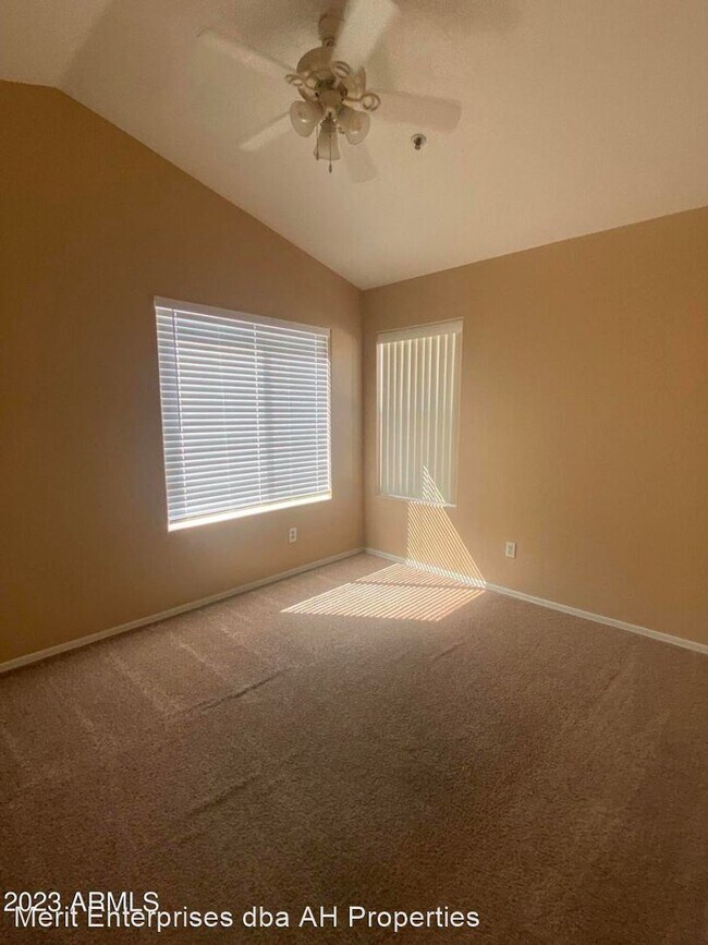 Building Photo - 2 br, 2.5 bath House - 510 N ALMA SCHOOL R...