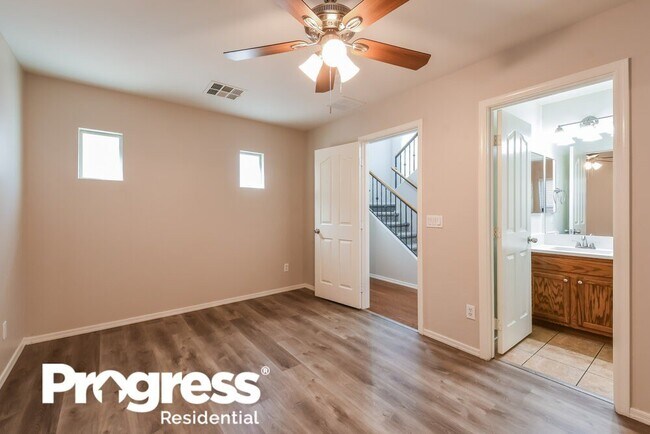 Building Photo - 34923 N 30th Ave