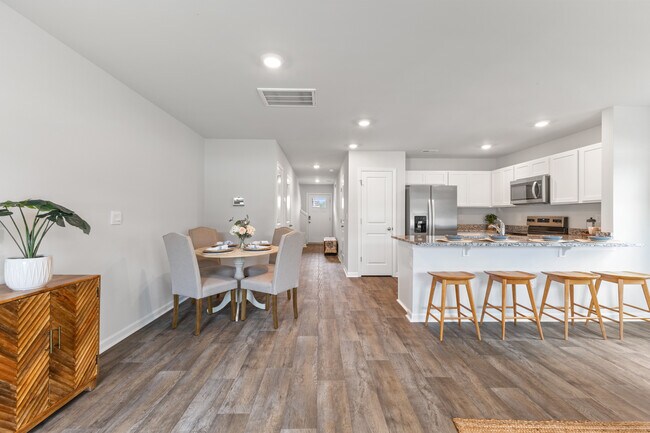 Building Photo - 4162 High Glen Dr