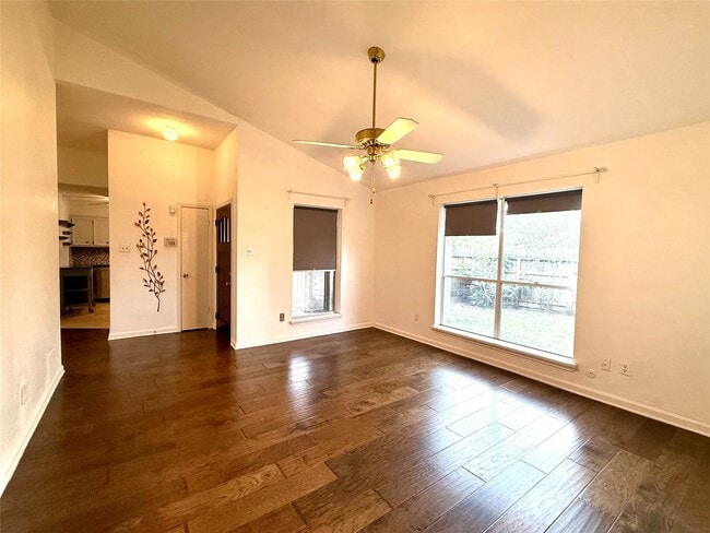 Building Photo - 13222 Pebblewalk Cir N