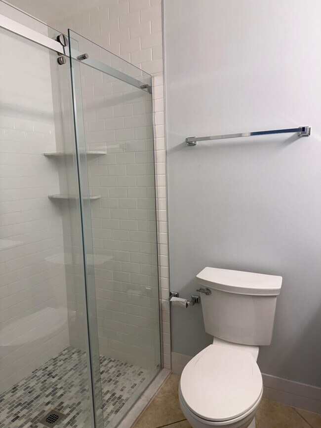 Building Photo - 14676 Canalview Dr