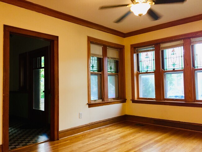 Building Photo - 1924 Kenilworth Ave