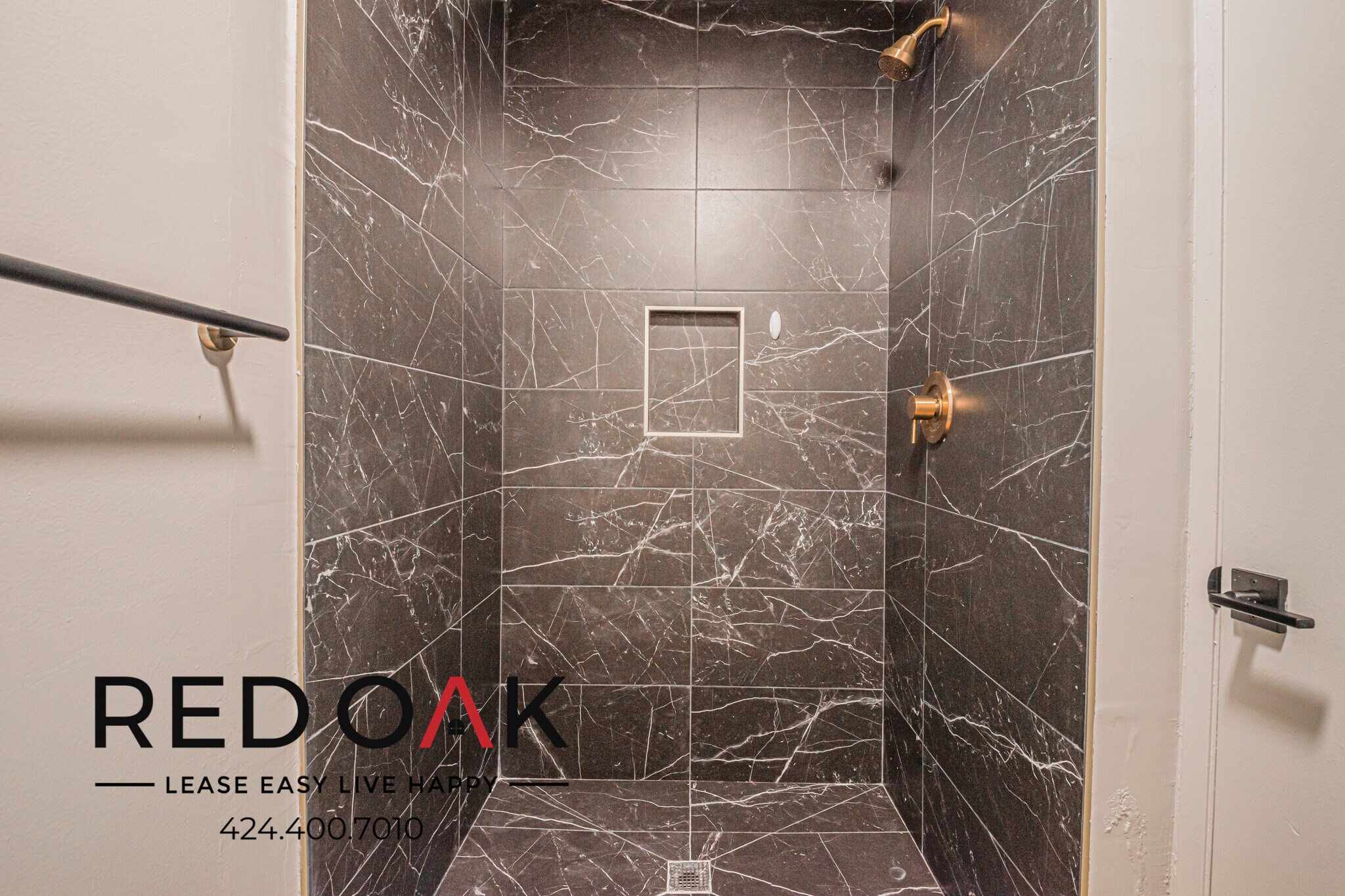 Building Photo - 426 S Venice Blvd