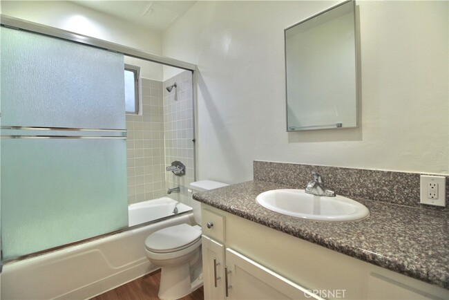 Building Photo - 3815 W Verdugo Ave