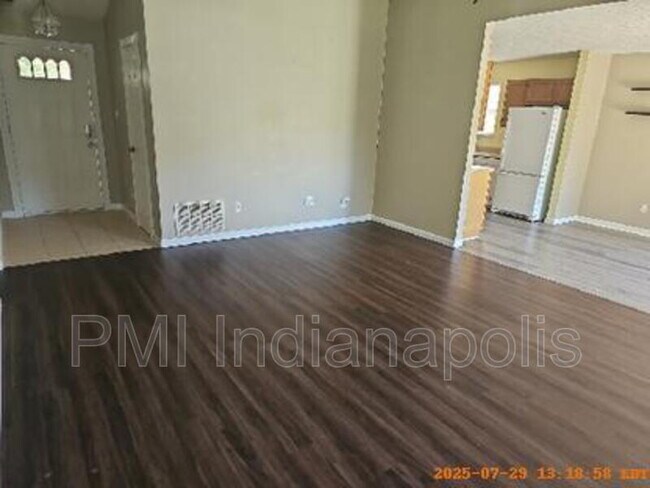 Building Photo - 13015 Wingstem Ct