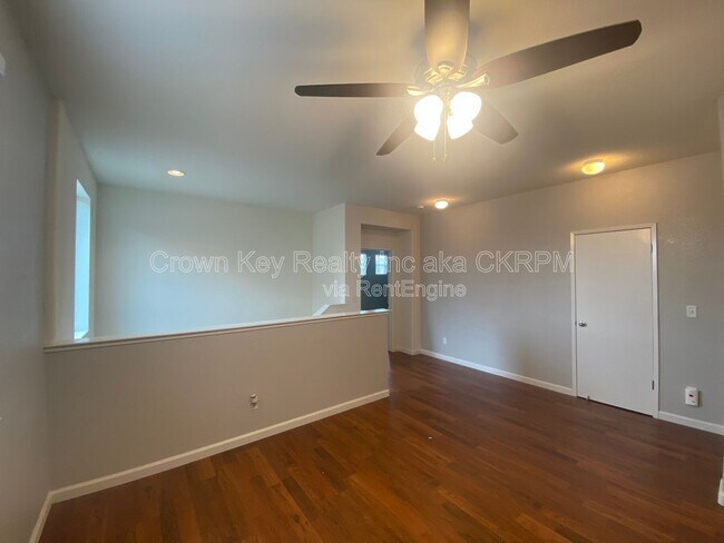 Building Photo - 297 Emory Oak Pl