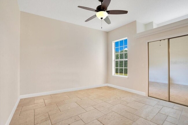 Building Photo - 8527 Summerville Pl