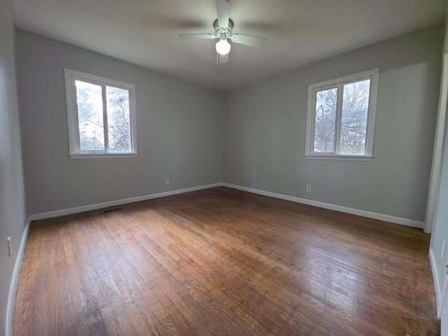 Building Photo - 3315 Kavanaugh Dr NW