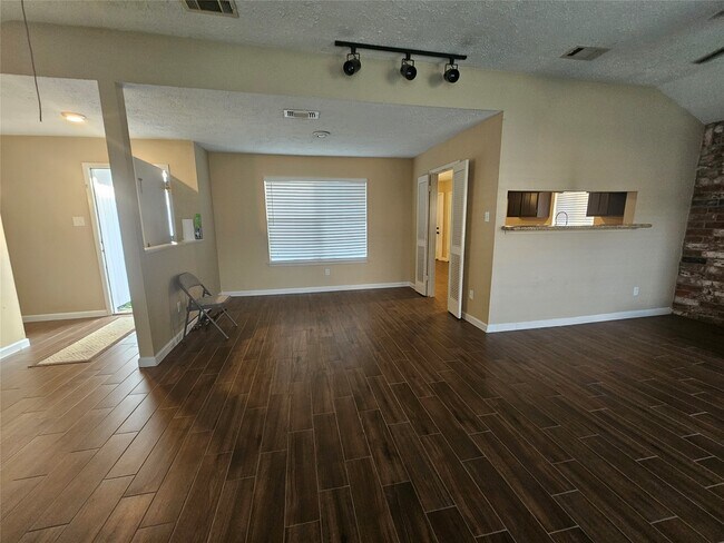 Building Photo - 22218 Spring Gate Dr